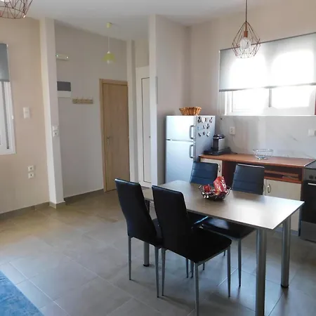 Marina's Sea בית נופש קלמאטה